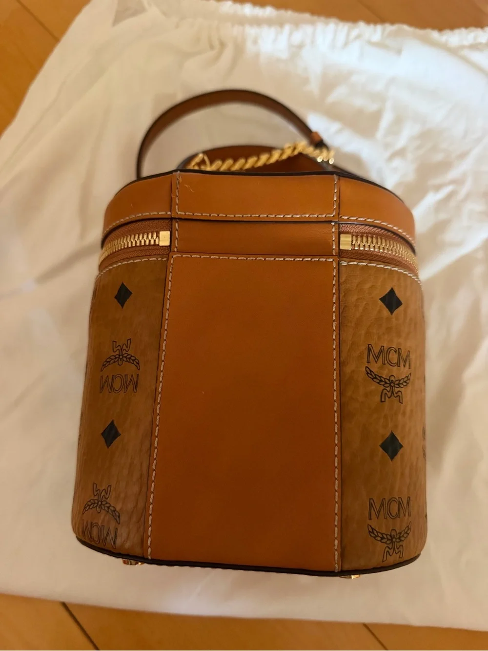 MCM Cognac Visetos Barrel Crossbody with Gold Hardware - Picture 5 of 6